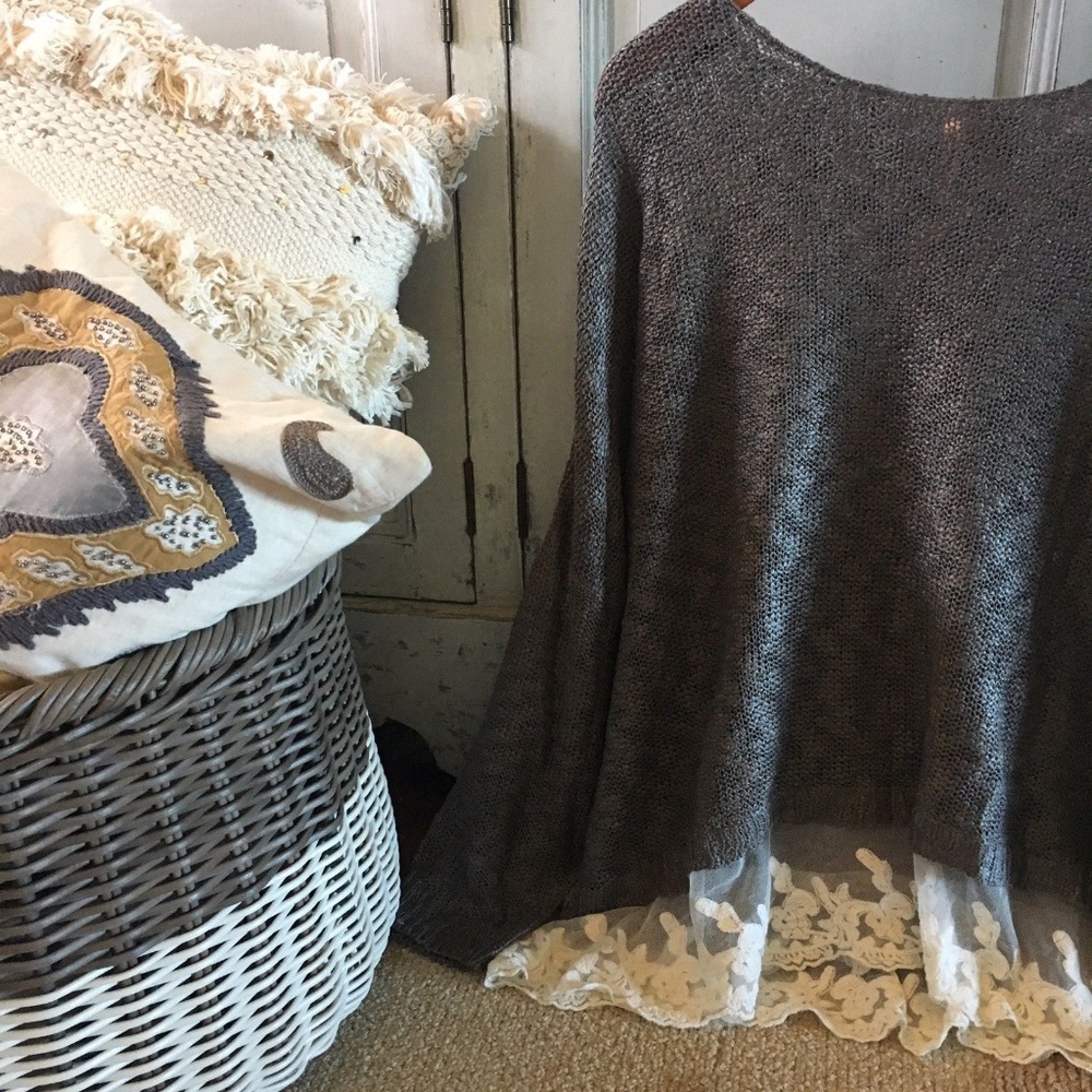 LAST ONE!  Long Sleeve Knit Grey Lace Hem Sweater - Picture 4 of 8